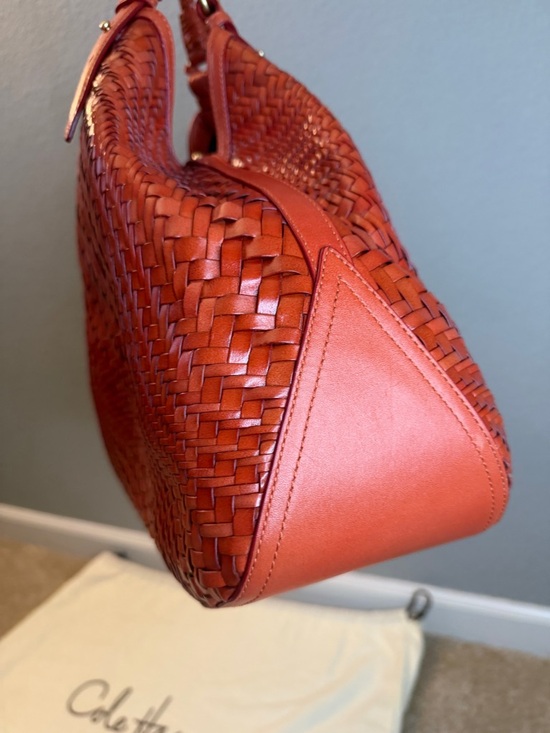 Cole Haan Genevieve Triangle Tote Red Woven Leather Shoulder Bag with Dustbag - Picture 9 of 12